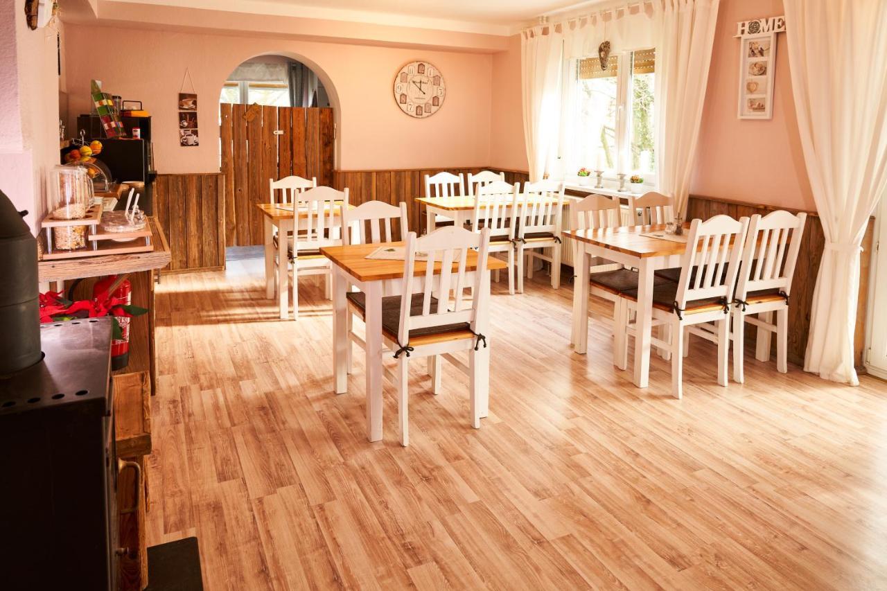 Haus Am Bach - Gemuetliche Pension Allershausen Ngoại thất bức ảnh