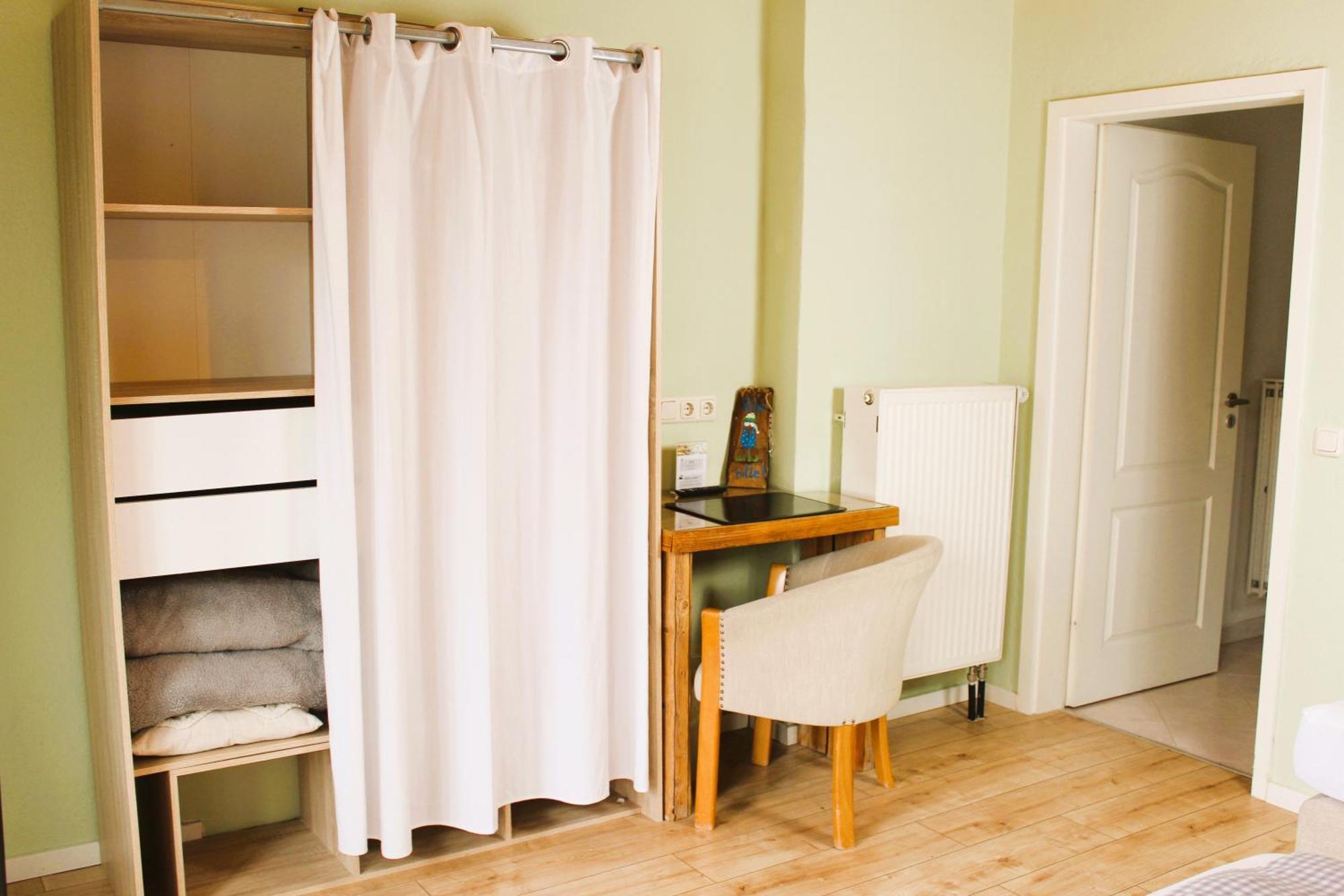Haus Am Bach - Gemuetliche Pension Allershausen Ngoại thất bức ảnh