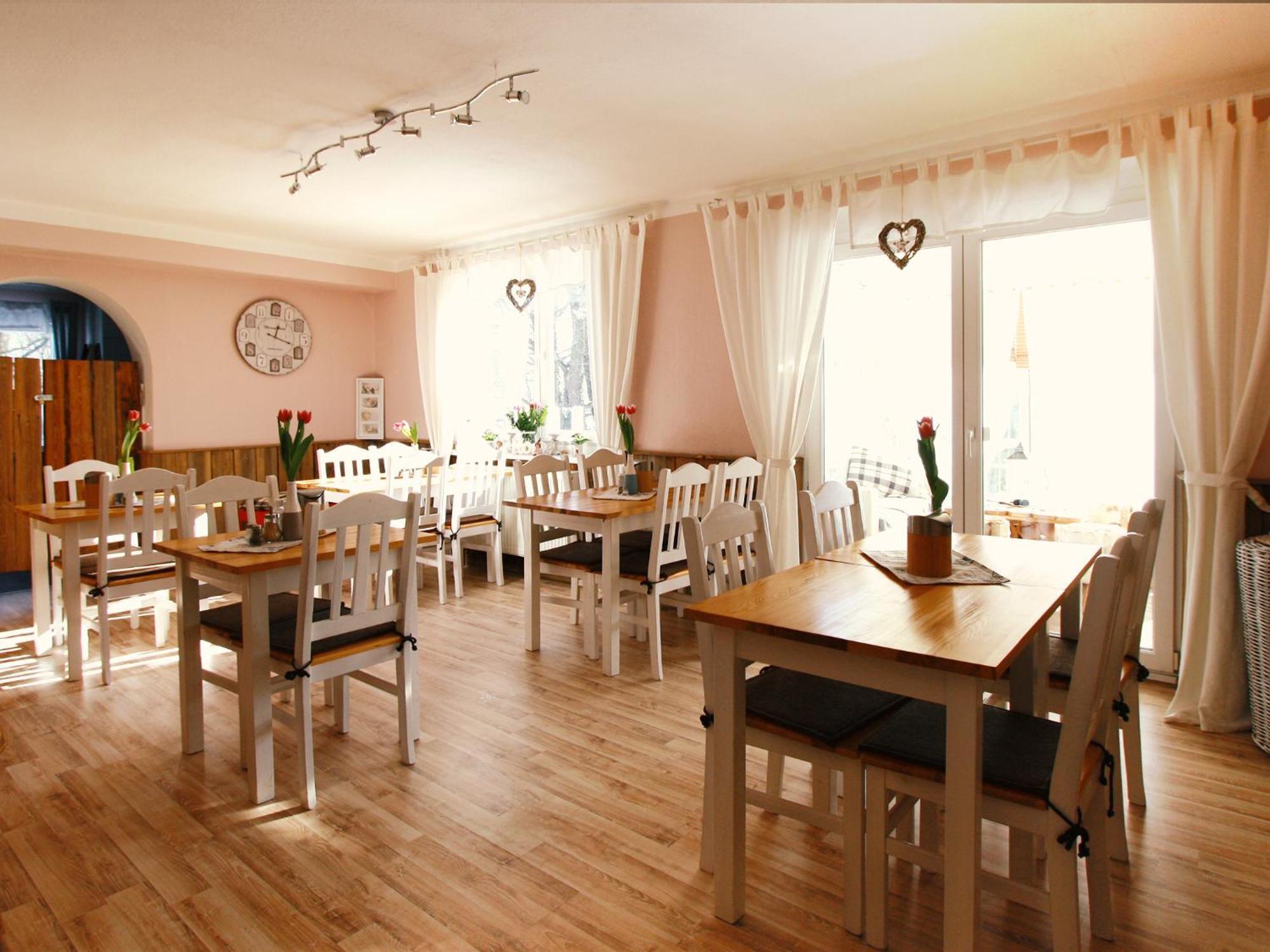 Haus Am Bach - Gemuetliche Pension Allershausen Ngoại thất bức ảnh